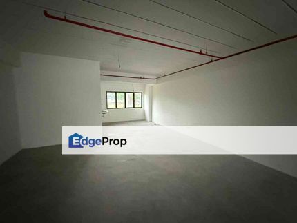 Rawang bandar country home shop for rent level 2 with lift, Selangor, Gombak