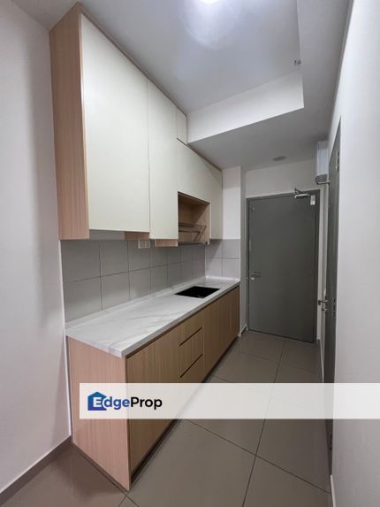 D vine, Selangor, Damansara Perdana