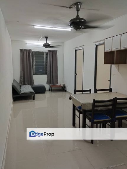 Partially furnished lestari apartment block b with lift full tiles, Selangor, Damansara Damai