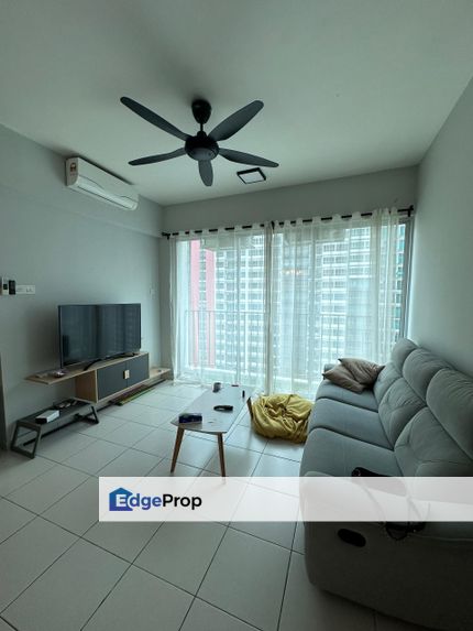 Fully furnished the zizz damansara damai ready to move in near mrt, Selangor, Damansara Damai