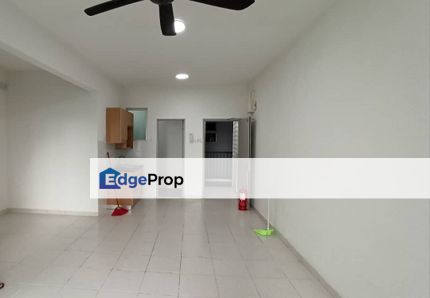 The zizz for rent 2 parking facing pool 2 year tenancy, Selangor, Damansara Damai