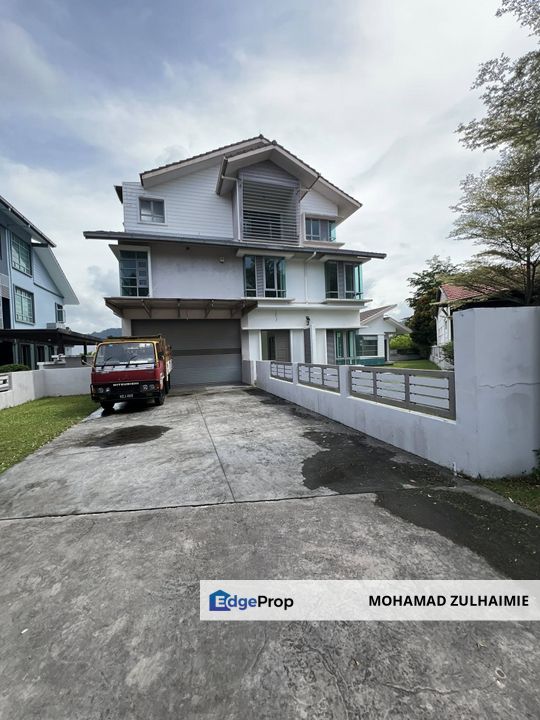 Two and Half Storey Safira Villa Bungalow With Pool For Sale, Selangor, Kajang