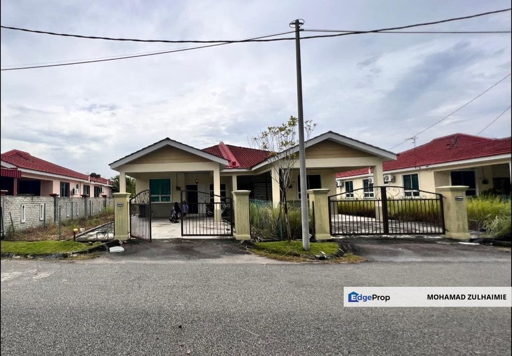 Single Storey Semi D Taman Kelisa Ria Puncak Surya For Sale for Sale