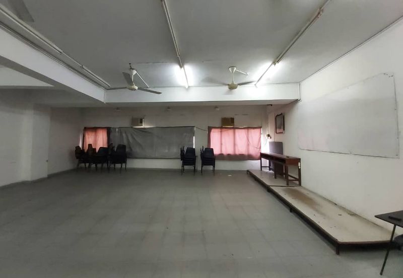 Jalan Seberang Perak