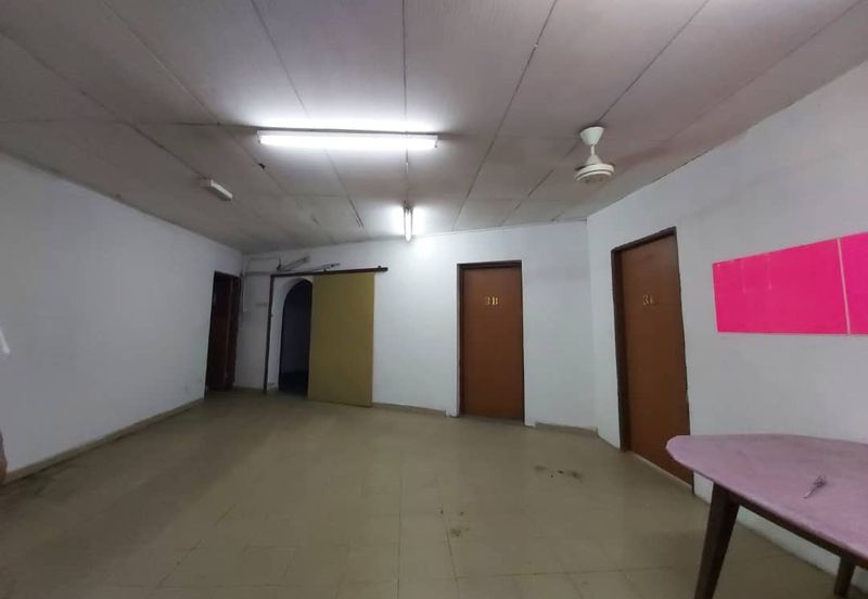 Jalan Seberang Perak