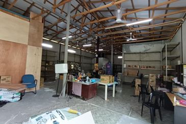 Persiaran Hijau Kuning