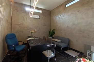 Persiaran Hijau Kuning