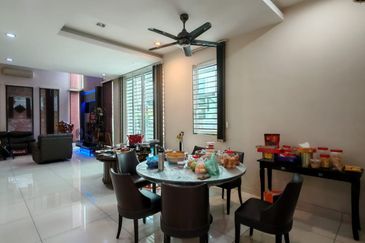 Taman Teratai Jingga