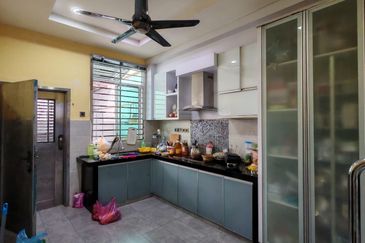 Taman Teratai Jingga