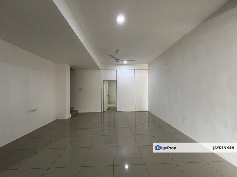 Gated & Guarded Lake View 1.5 Storey Terrace Taman Savoriz Simpang Empat Kedah For Sale, Kedah, Simpang Empat