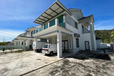 Taman Tunku Intan Safinaz