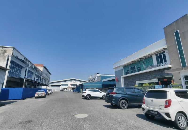 Light Industry 1.5 Storey Shoplot Mergong Near Shahab Perdana Alor Setar For Sale