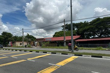 Jalan Tanjung Bendahara