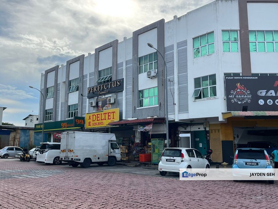 Facing Road Tenanted 3 Storey Shoplot Taman Savori Simpang Empat Kedah For Sale , Kedah, Simpang Empat