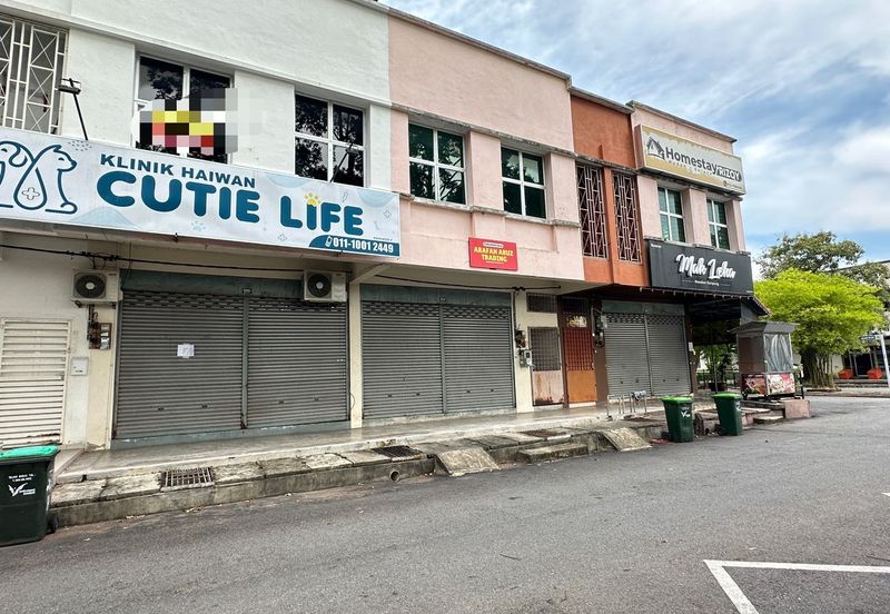Facing Road 2 Storey Shoplot Taman Suria Jalan Hospital Pekan Jitra For Sale