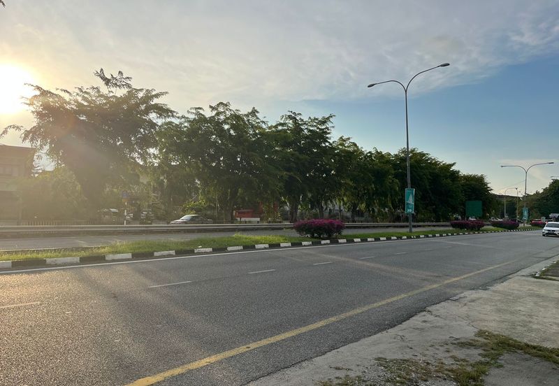 Zoning Commercial Facing Road Agriculture Land Near Simpang Kuala For Sale