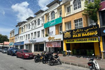 Jalan Pegawai