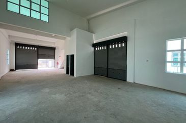 Light Industrial 1.5 storey Bungalow Warehouse Kangar Jaya Perlis For Rent