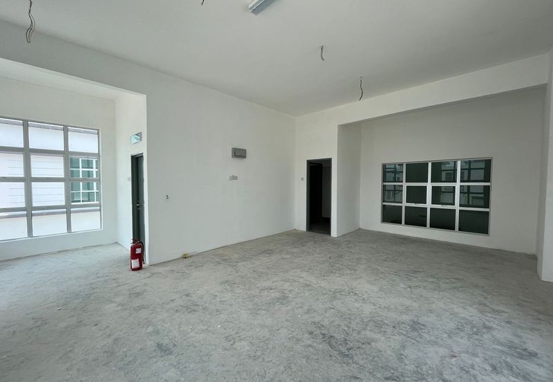 Light Industrial 1.5 storey Bungalow Warehouse Kangar Jaya Perlis For Rent