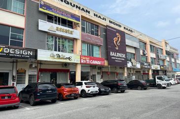 Pusat Perniagaan Sosenati