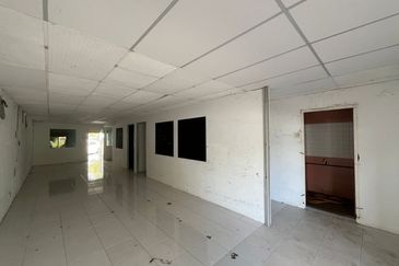Ground Floor Shoplot Jalan Kanchut Near Aman Central Alor Setar For Sale