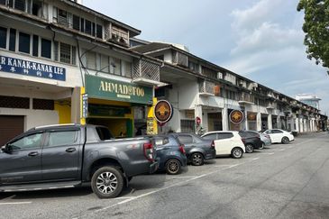 Ground Floor Shoplot Jalan Kanchut Near Aman Central Alor Setar For Sale