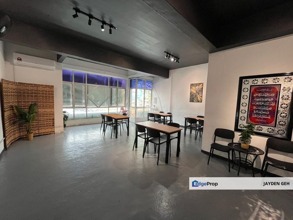 Facing Main Road 1st Floor Shoplot Medan Putra Alor Setar For Rent, Kedah, Alor Setar