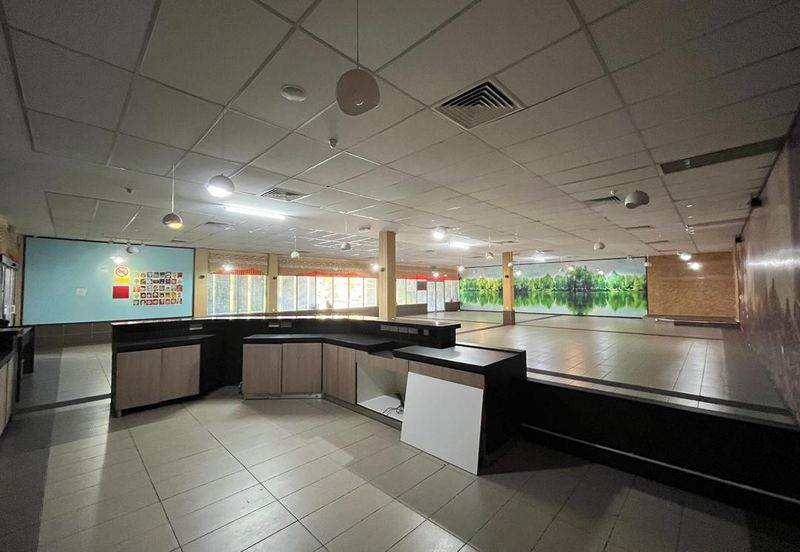 Ground Floor Shoplot SMJK Keat Hwa School 吉华一校 Alor Setar For Rent