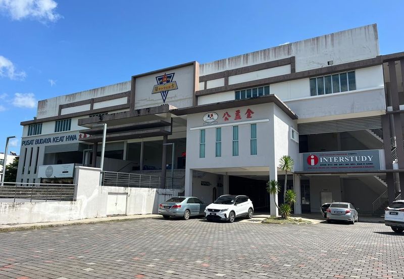 Ground Floor Shoplot SMJK Keat Hwa School 吉华一校 Alor Setar For Rent