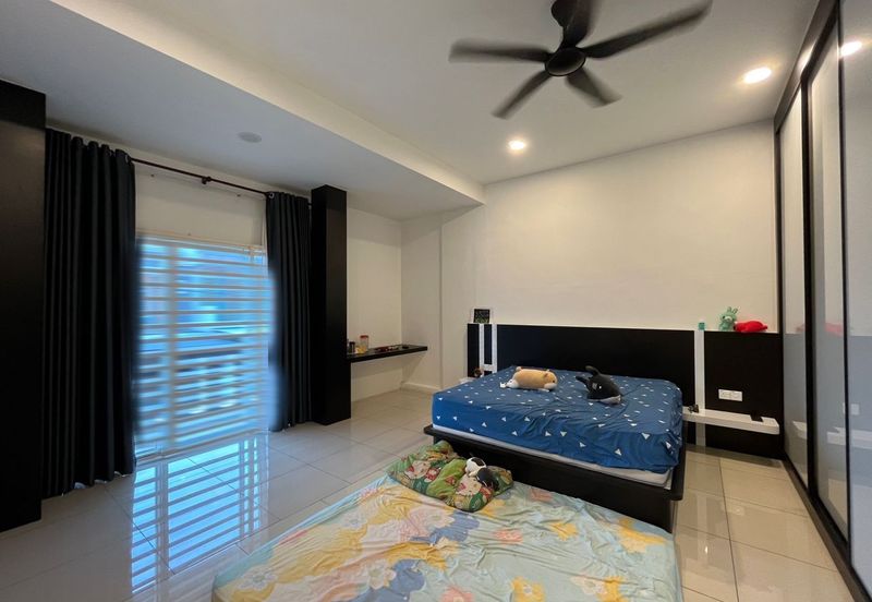 Taman Tunku Intan Safinaz