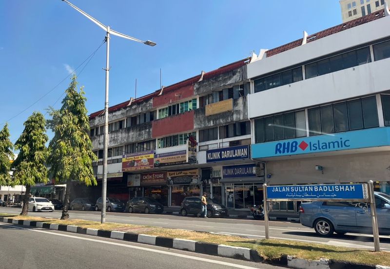 Renovated 1st & 2nd Floor Shoplot Near City Plaza Alor Setar City Centre For Rent