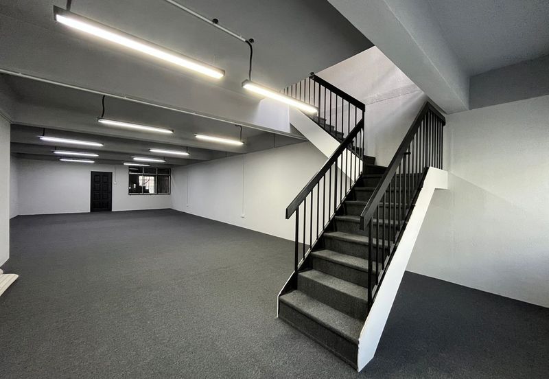 Renovated 1st & 2nd Floor Shoplot Near City Plaza Alor Setar City Centre For Rent