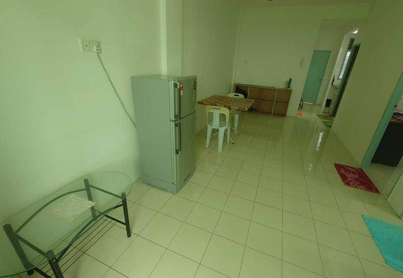 Taman Derga Perdana Flat