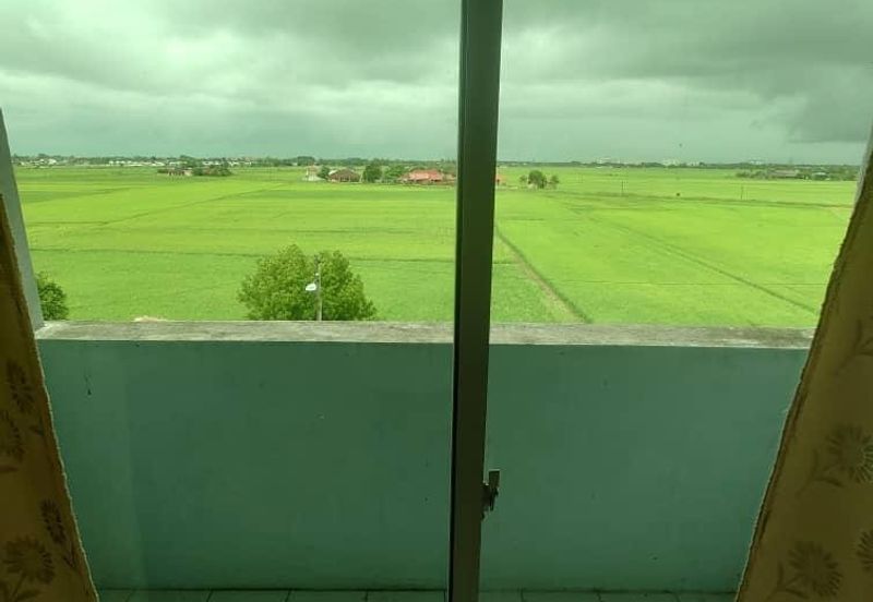 Taman Derga Perdana Flat