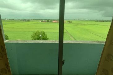 Taman Derga Perdana Flat