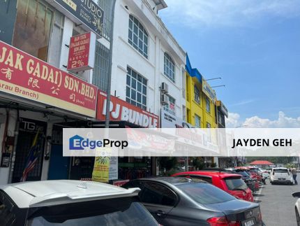 Tenanted High ROI with Bird Nest 3 Storey Shoplot Tok Arau Perlis For Sale , Perlis, Arau