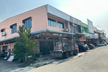 Kompleks Perniagaan Bawal