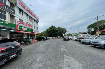 Jalan Kodiang