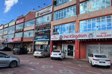 Kompleks Perniagaan Utama