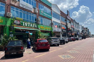 Kompleks Perniagaan Utama