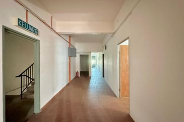 Kawasan Perusahaan Tandop Baru (I)