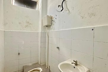 Kawasan Perusahaan Tandop Baru (I)