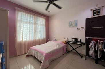 Taman Teratai Jingga