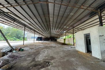 Warehouse Gudang with Office & Land Jitra Kedah For Rent Untuk Disewa