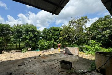 Warehouse Gudang with Office & Land Jitra Kedah For Rent Untuk Disewa