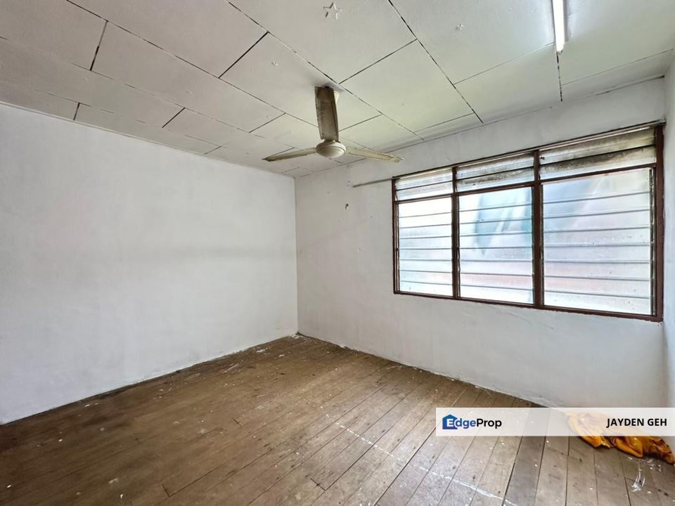 RM180K only !! 2 Storey Terrace Taman Bersatu Kuala Kedah For Sale , Kedah, Kuala Kedah