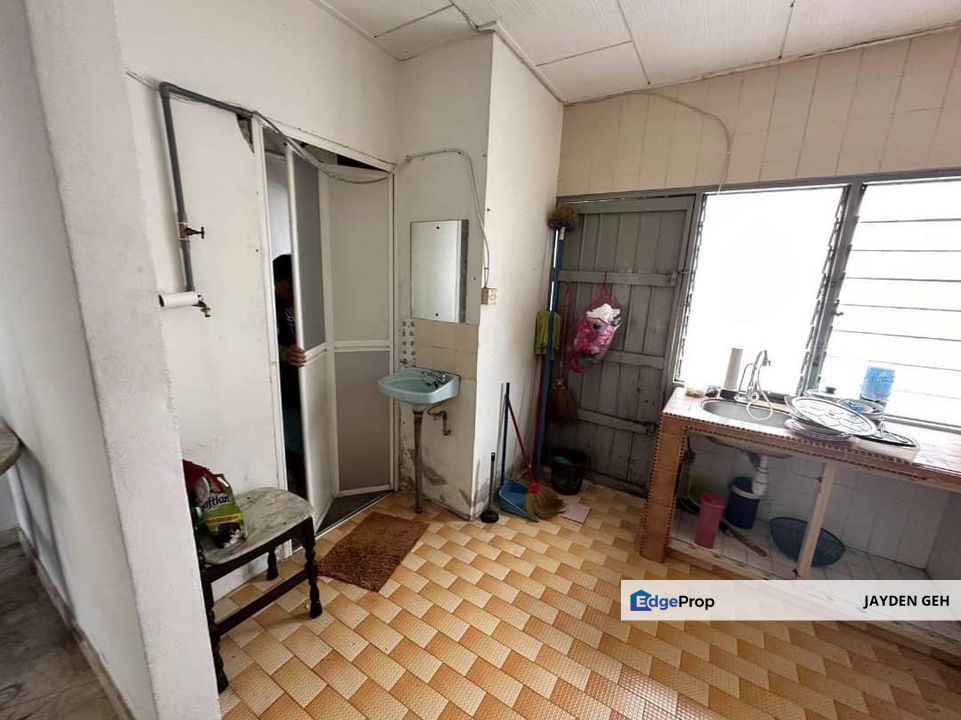 1.5 Storey Terrace Taman Bersatu Kuala Kedah For Sale , Kedah, Kuala Kedah