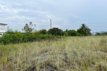 RM25/sqft Facing Main Road Residential Land Arau Perlis For Sale