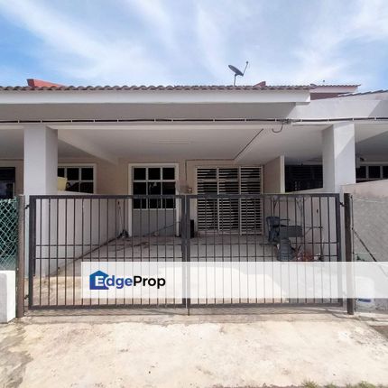 TERES SETINGKAT KEMPADANG PINGGIRAN PUTRA 4 , Pahang, Kuantan