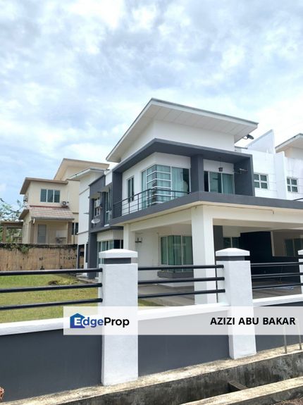Semid 2 tingkat Bukit istana , Johor, Kulai
